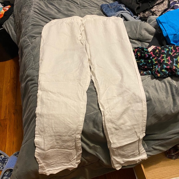 White Ellen Tracy Pants - Picture 3 of 3